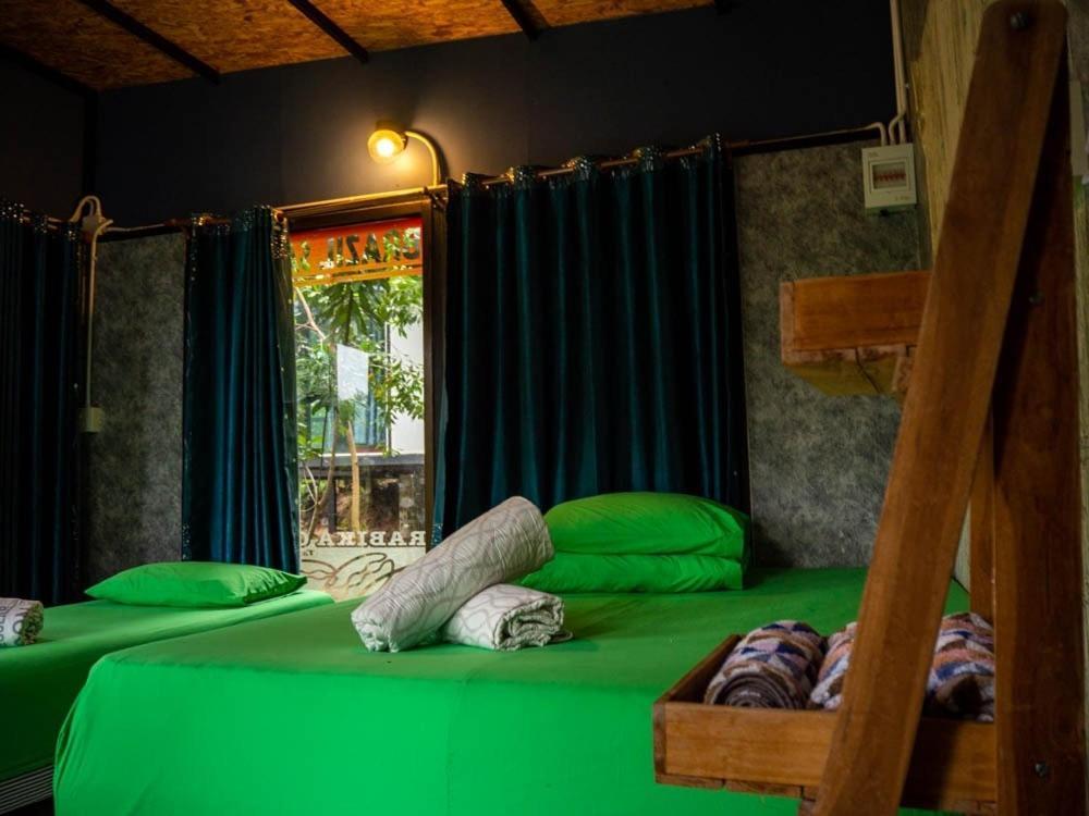 Beach Box Resort At Rimlay Районг Экстерьер фото